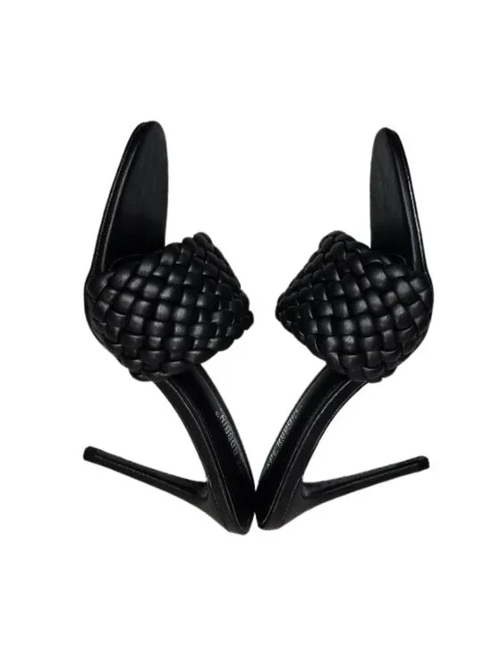 NWOB Cape Robbin Black Woven Slide Sandals Women’s Open Toe Braided Mules size 8 - Picture 7 of 9